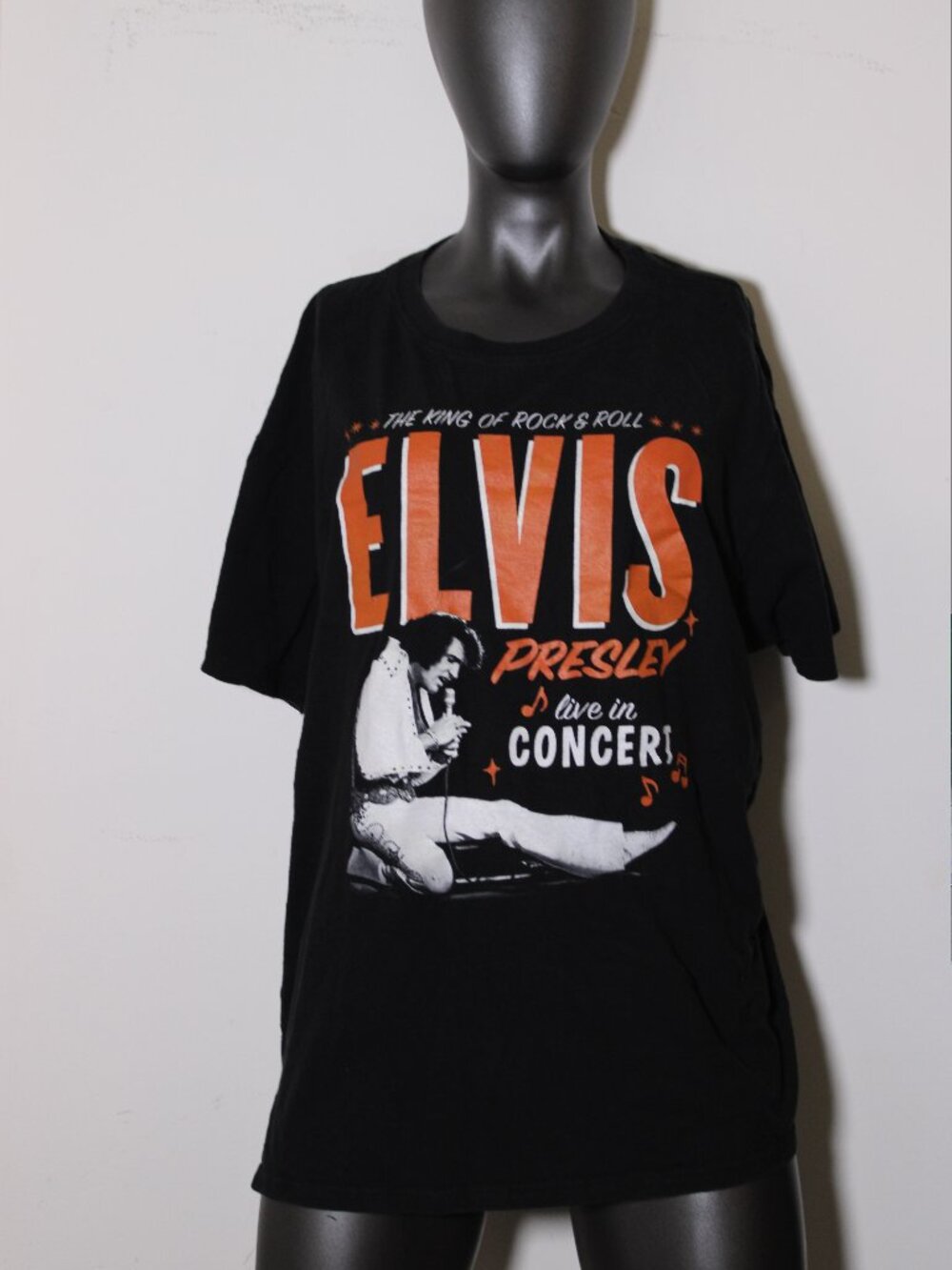 Vintage Elvis Presley "Live In Concert" Graphic Band Tee - Black
